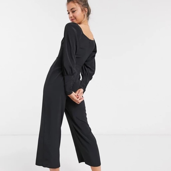 ASOS Square neck puff sleeve jumpsuit *REPOSHED BUT BRAND NEW** - Picture 3 of 5